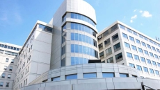 Generic hospital building